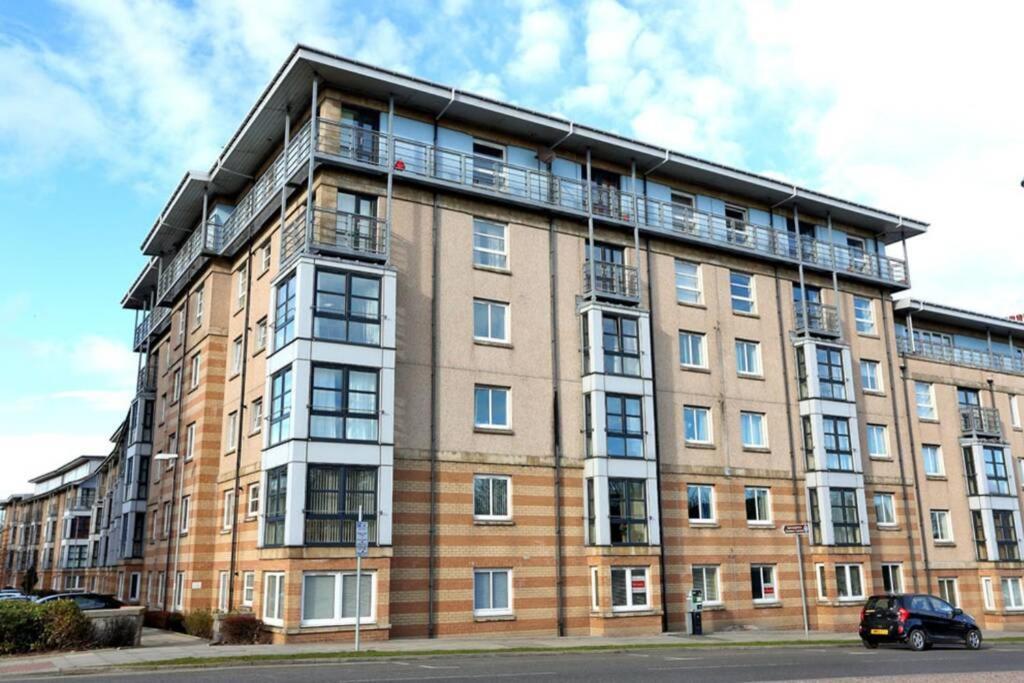 Lovely 2 Bed Apartment Close To Aberdeen Beach! Exteriör bild